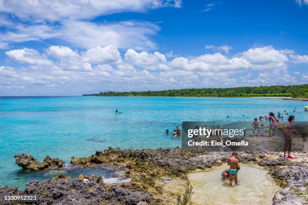 snorkelling in the sea, punta perdiz, bay of pigs, cuba - snorkel stock pictures, royalty-free photos & images
