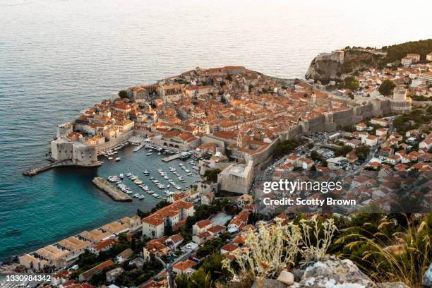 aerial view of dubrovnik, croatia old town at sunset - dubrovnik old town stock pictures, royalty-free photos & images