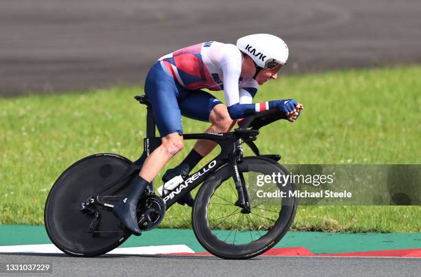 Tao Geoghegan Hart of Team Great Britain rides during the Men's Individual time trial on day five of the Tokyo 2020 Olympic Games at Fuji...