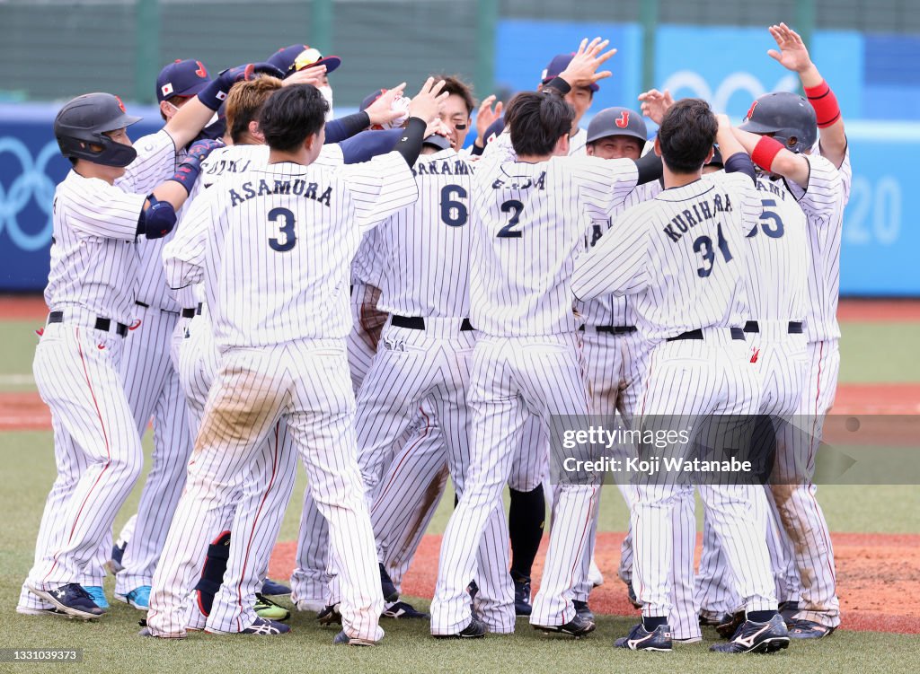 Dominican Republic v Japan - Baseball - Olympics: Day 5