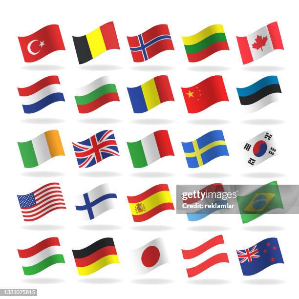 illustrazioni stock, clip art, cartoni animati e icone di tendenza di raccolta delle bandiere mondiali più popolari. icone e illustrazioni vettoriali di bandiere di vari paesi. - england flag