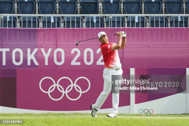 Hideki Matsuyama of Team Japan plays his shot from the first tee during the first round of the Men's Individual Stroke Play on day six of the Tokyo...