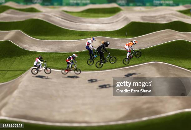 General view of Rebecca Petch of Team New Zealand, Sae Hatakeyama of Team Japan, Domenica Azuero of Team Ecuador, Alise Willoughby of Team United...