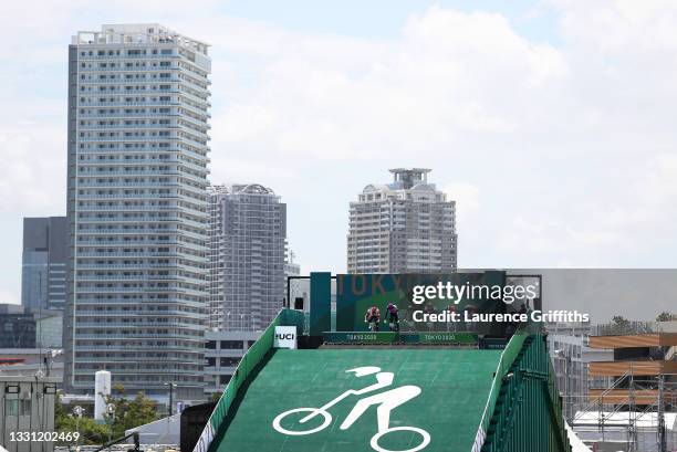 General view of Yoshitaku Nagasako of Team Japan, Kye Whyte of Team Great Britain, Alex Limberg of Team South Africa, Corben Sharrah of Team United...