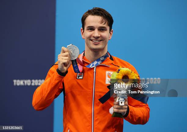 Silver medalist Arno Kamminga of Team Netherlands poses with the silver medal for the Men's 200m Breaststroke Final on day six of the Tokyo 2020...