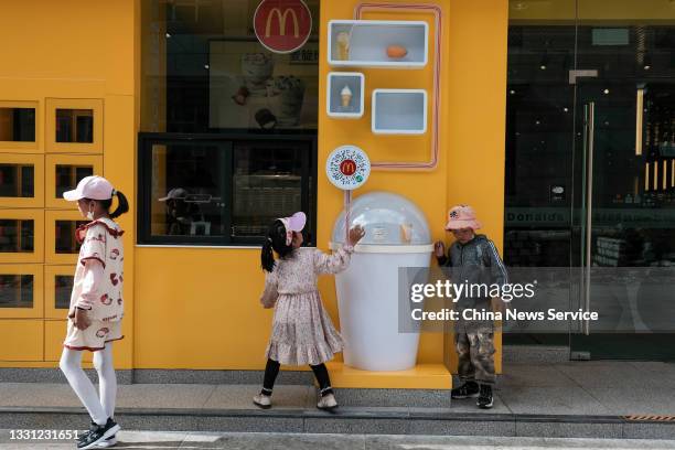 345 Tibetan Restaurant Stock Photos High Res Pictures And Images 345-tibetan-restaurant-stock-photos-high-res-pictures-and-images