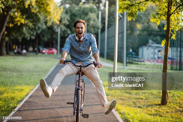 the joy of life - fiets stockfoto's en -beelden