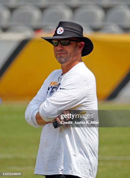 Matt Canada of the Pittsburgh Steelers in action during training camp at Heinz Field on July 29, 2021 in Pittsburgh, Pennsylvania.