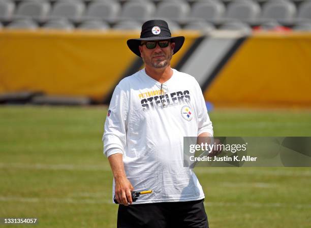 Matt Canada of the Pittsburgh Steelers in action during training camp at Heinz Field on July 29, 2021 in Pittsburgh, Pennsylvania.