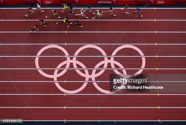 Athletes compete during round one of the Men's 3000m Steeplechase heats on day seven of the Tokyo 2020 Olympic Games at Olympic Stadium on July 30,...