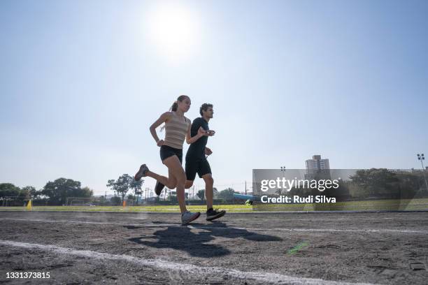 陸上競技レーシングスポーツ - 弱視 ストックフォトと画像