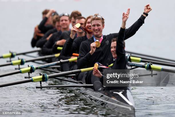 Gold medalists Sam Bosworth, Matt Macdonald, Shaun Kirkham, Phillip Wilson, Daniel Williamson, Michael Brake, Tom Murray, Hamish Bond and Thomas...