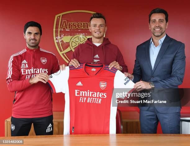 Arsenal manager Mikel Arteta and Director of Football Edu with new signing Ben White at London Colney on July 30, 2021 in St Albans, England.