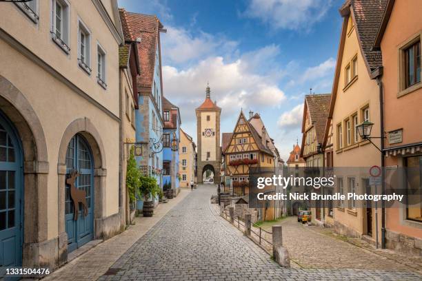 rothenburg ob der tauber, germany. - fachwerk stock-fotos und bilder