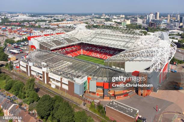 old trafford stadium, manchester united football club - manchester united old trafford stadium stock pictures, royalty-free photos & images