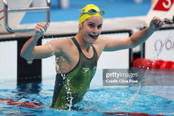 Kaylee McKeown of Team Australia celebrates winning the gold medal after competing in the Women's 200m Backstroke Final at Tokyo Aquatics Centre on...