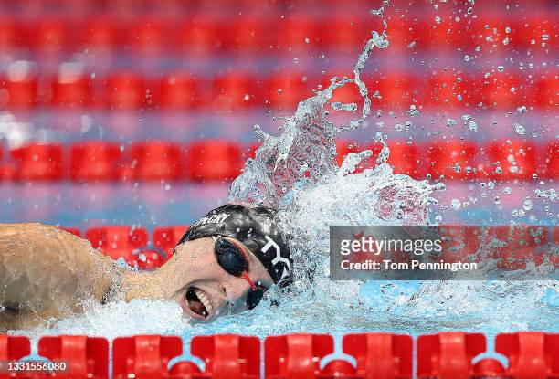 Katie Ledecky of Team United States competes in the Women's 800m Freestyle Final at Tokyo Aquatics Centre on July 31, 2021 in Tokyo, Japan.