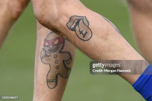 48 Tattoos Of Crows Photos and Premium High Res Pictures - Getty Images 48 Tattoos Of Crows Photos and Premium High Res Pictures - Getty Images