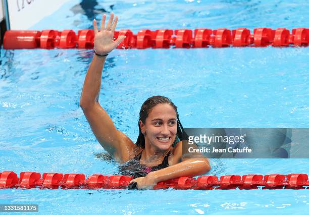 Bronze Medalist Simona Quadarella of Italy celebrates during the Women's 800m Freestyle Final on day eight of the swimming competition of the Tokyo...