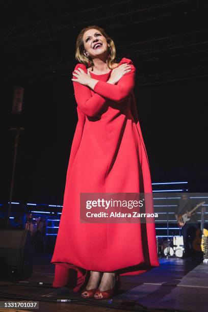 Spanish flamenco singer Niña Pastori performs on stage at Noches del Botanico music festival at Real Jardín Botánico Alfonso XIII on July 31, 2021 in...