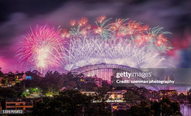 sydney harbour - sydney fireworks stock pictures, royalty-free photos & images