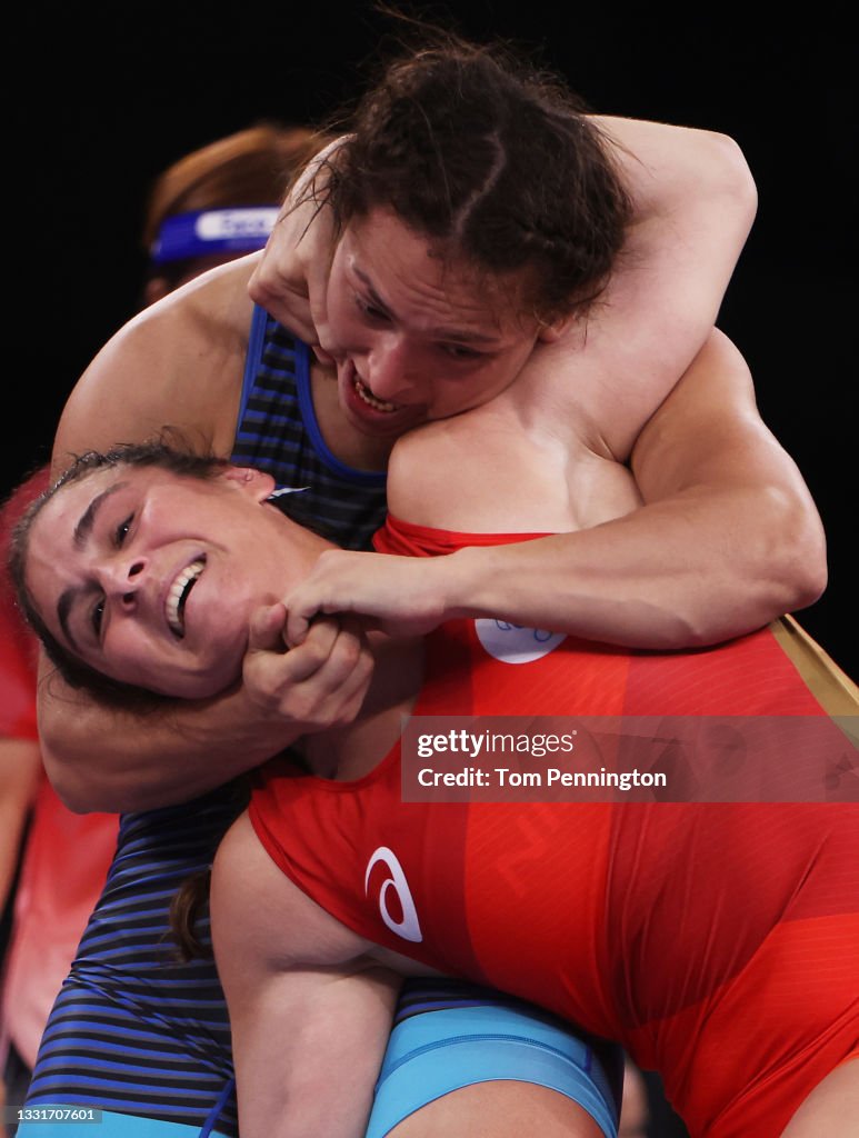 Wrestling - Olympics: Day 9