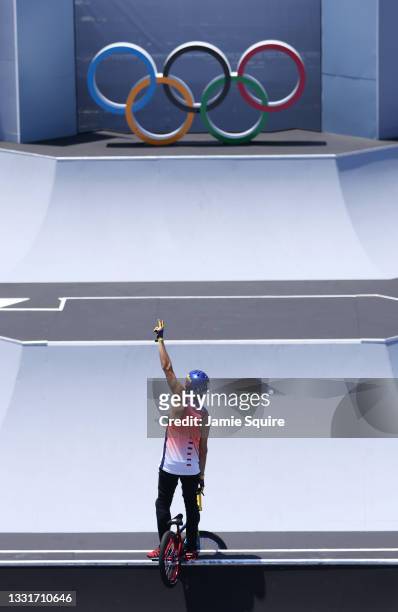 Daniel Dhers of Team Venezuela waves to the crown during the Men's Park Final, run 1 of the BMX Freestyle on day nine of the Tokyo 2020 Olympic Games...