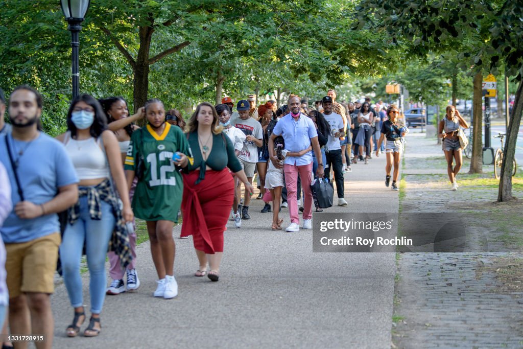 43rd Annual BRIC Celebrate Brooklyn! Festival Opening Night - Ari Lennox, KAMAUU & Nesta