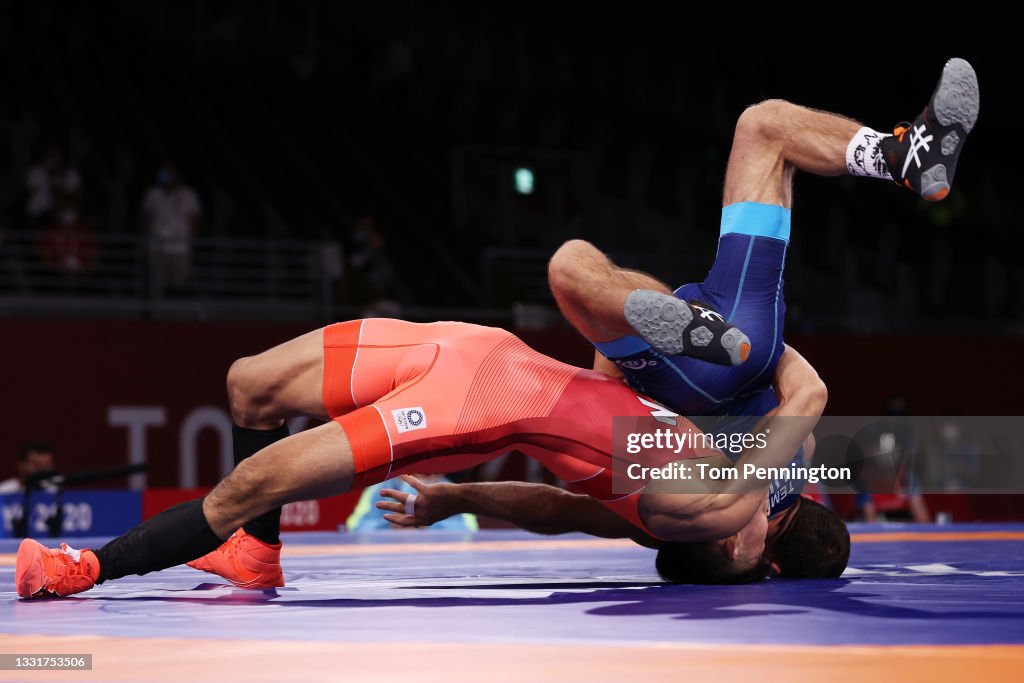 Wrestling - Olympics: Day 9