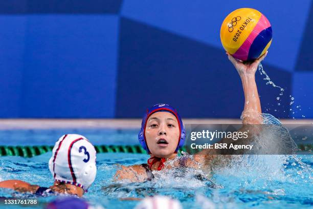 Ekaterina Prokofyeva of ROC, Yuki Niizawa of Japan during the Tokyo 2020 Olympic Waterpolo Tournament women match between Russia and Japan at Tatsumi...