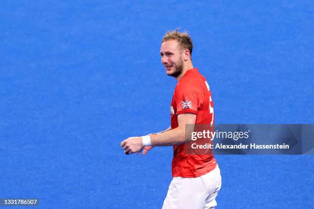 David Ames of Team Great Britain reacts following a loss in the Men's Quarterfinal match between India and Great Britain on day nine of the Tokyo...