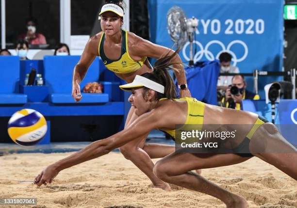 Mariafe Artacho del Solar and Taliqua Clancy of Team Australia compete against Xue Chen and Wang Xinxin of Team China during the Women's Round of 16...