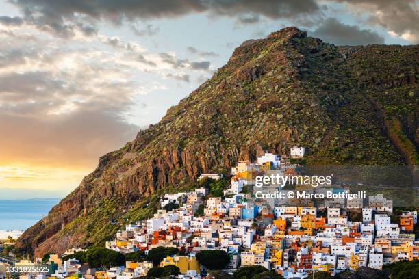 picturesque village on the hillside, tenerife, canary islands - adattabile foto e immagini stock