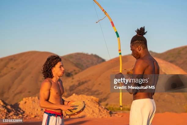Capoera Instrument 46 Capoeira Instruments Photos et images haute résolution - Getty Images