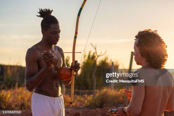 Capoera Instrument 46 Capoeira Instruments Photos et images haute résolution - Getty Images