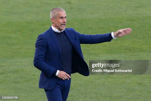 Sylvinho coach of Corinthians gestures during a match between Corinthians and Flamengo as part of Brasileirao 2021 at Arena Corinthians on August 01,...