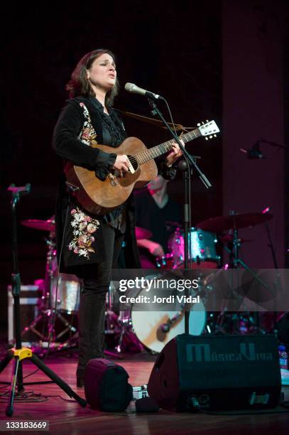 Madeleine Peyroux performs on stage at Palau De La Musica on November 17, 2011 in Barcelona, Spain.