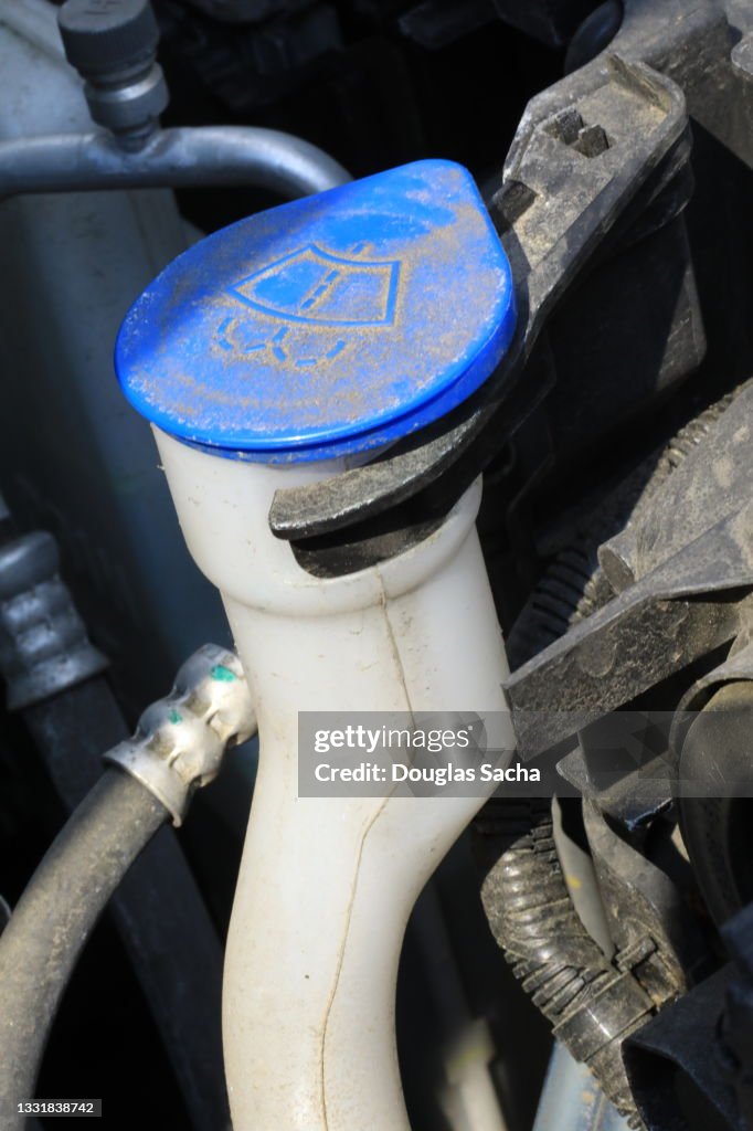 Vehicle washer fluid
