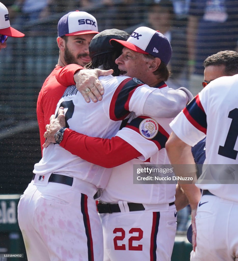 Cleveland Indians v Chicago White Sox