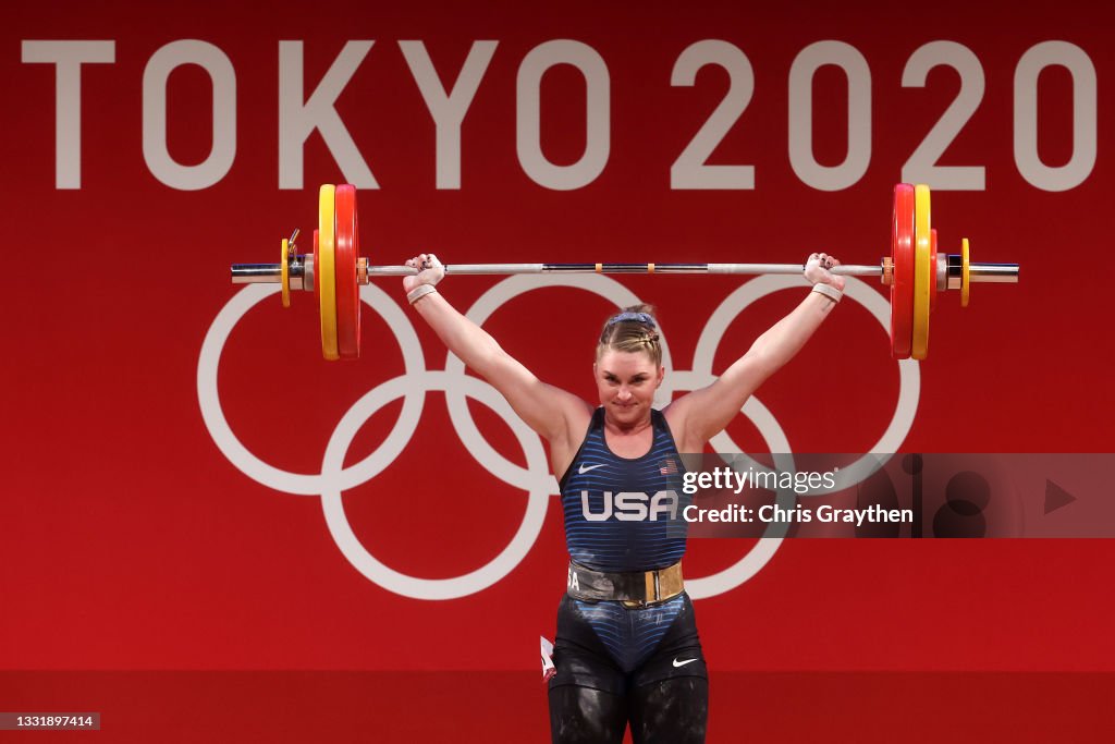 Weightlifting - Olympics: Day 10