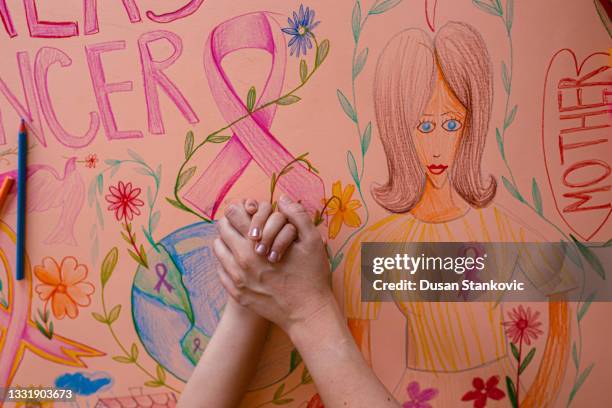 Cancer Support Program Sign 58 Cancer Survivors Holding Sign Stock Photos, High-Res Pictures, and ...