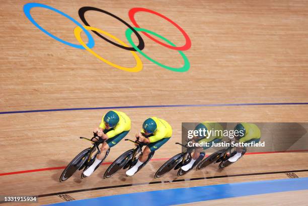 Alexander Porter, Kelland O'Brien, Sam Welsford, Leigh Howard of Team Australia sprint during the Men´s team pursuit qualifying of the Track Cycling...