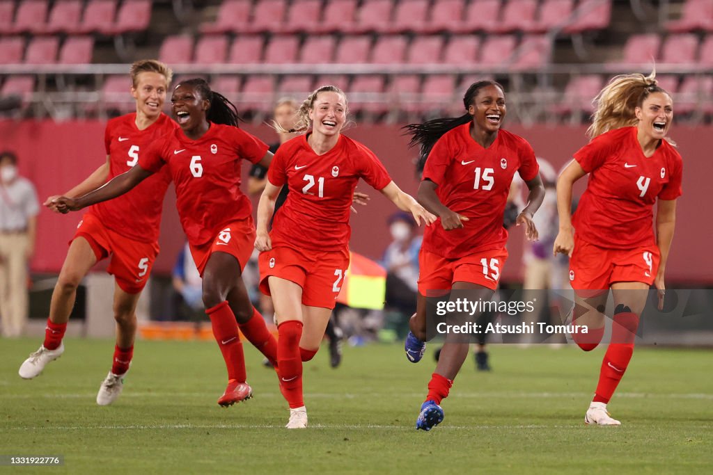 USA v Canada: Women's Football Semifinal - Olympics: Day 10