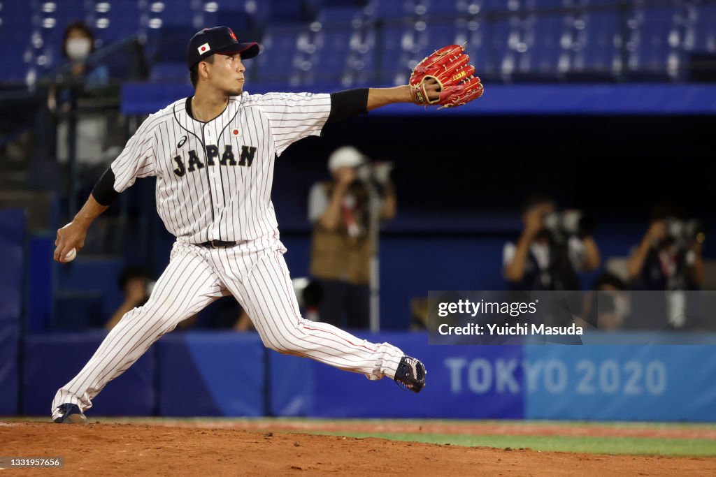 United States v Japan - Baseball - Olympics: Day 10