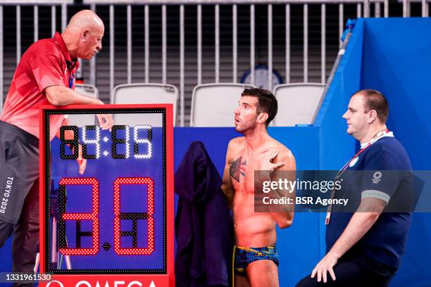 Mike Goldenberg 36 Applying Vaseline Stock Photos, High-Res Pictures, and Images ...