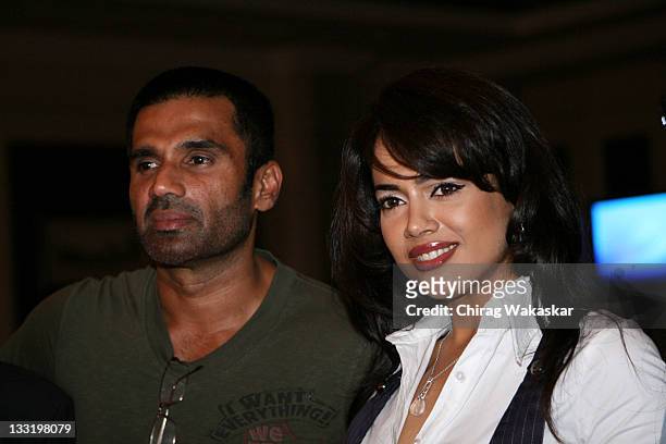 973 Sunil Shetty Photos and Premium High Res Pictures - Getty Images