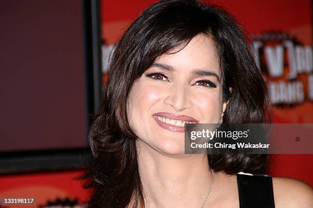 Bollywood Reddy 18 Bollywood Actress Sushma Reddy Stock Photos, High-Res Pictures, and ...