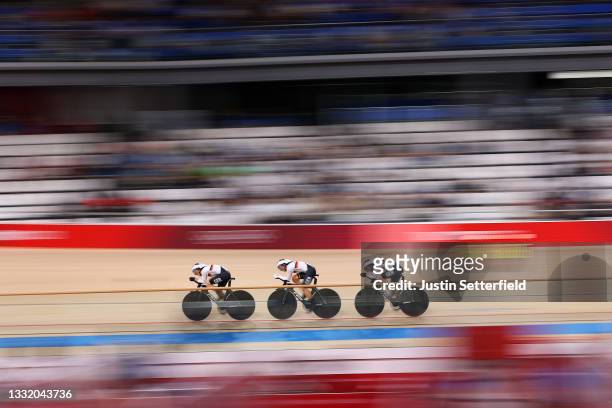Team Germany compete during the Women's team pursuit qualifying of the Track Cycling on day 10 of the Tokyo Olympics 2021 games at Izu Velodrome on...