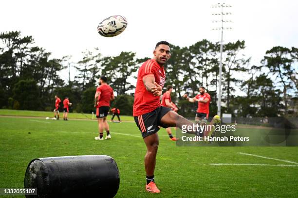 Sevu Reece runs through drills during a New Zealand All Blacks training session at Waitakere Stadium on August 03, 2021 in Auckland, New Zealand.
