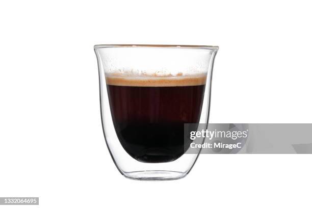 black coffee in layered glass cup on white - tasse à café photos et images de collection